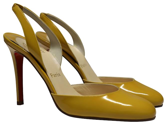 Christian Louboutin Escarpins Sling Back en Cuir Verni Jaune Cuir vernis  ref.458709