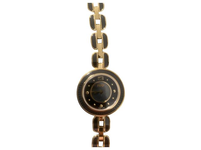 Fendi Uhr aus Goldstahl Gold hardware