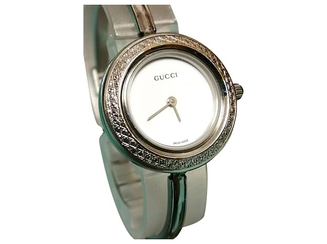Gucci Uhr 11/12.2L Damenuhr Weißgold vergoldet Silber  ref.464174