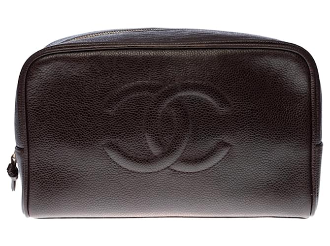 Wunderschöne Chanel CC Kulturtasche aus braunem Kaviarleder, garniture en métal doré  ref.464447