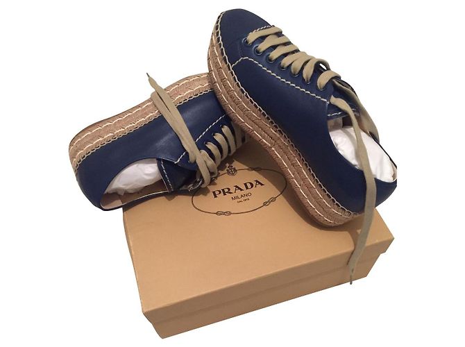 Baskets Prada en cuir bleu