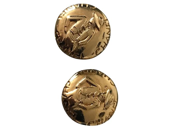 Chanel Aretes Gold hardware Metal  ref.465833