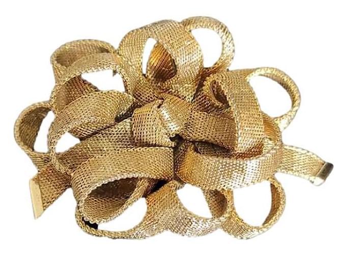 Christian Dior Alfinetes e broches Dourado Banhado a ouro  ref.466171