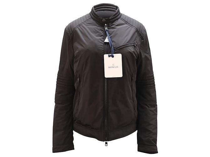 Moncler Gimont Giubbotto Micro Ventile Down Jacket in Black Polyamide