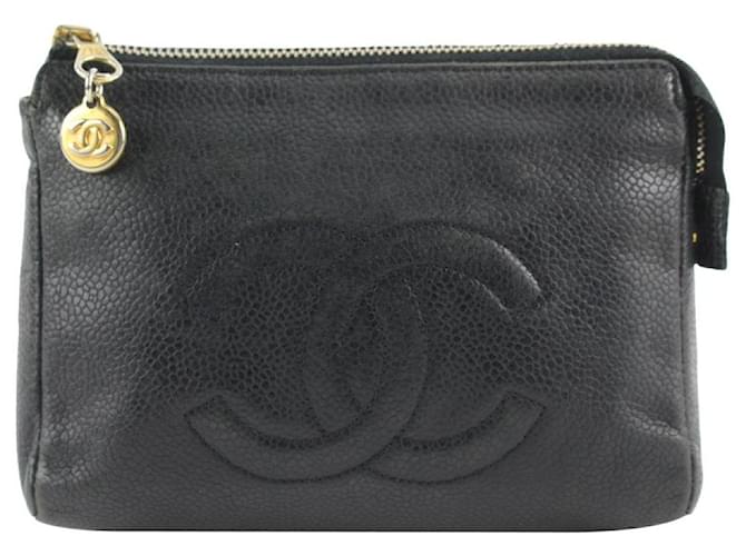 Chanel Kosmetiktasche mit schwarzem Caviar CC-Logo, Kulturbeutel, Reißverschlusstasche Leder  ref.466799