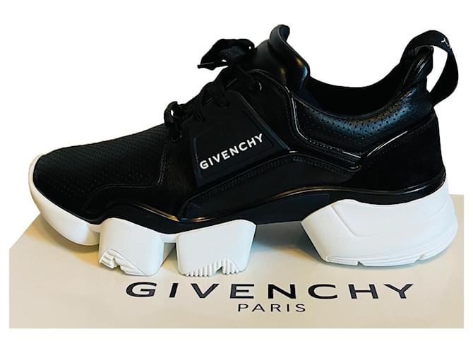 Givenchy jaw Cuir Noir  ref.467123