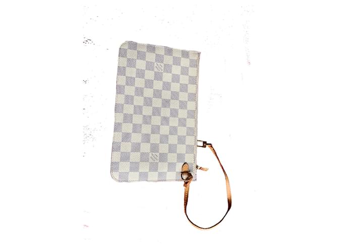 Louis Vuitton Clutch Neverfull Damier Azur Blue Cloth ref.757799 - Joli  Closet