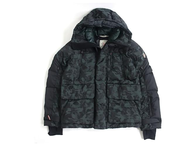 [Used] 13-14AW Moncler Grenoble MORGON Camouflage Pattern Hooded Down Jacket Khaki x Black 1 GENUINE Nylon  ref.467390