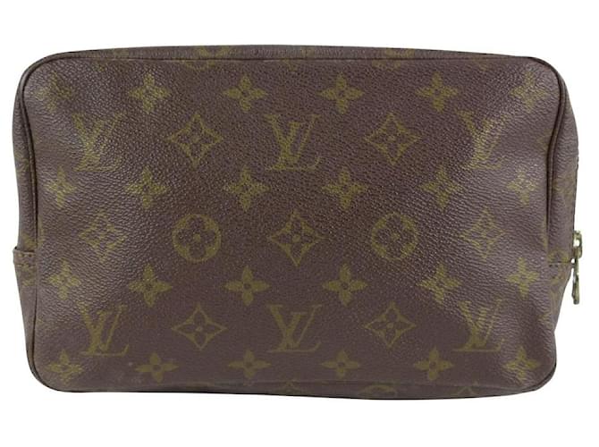 Louis Vuitton Dopp Kit Kulturtasche Kosmetiktasche