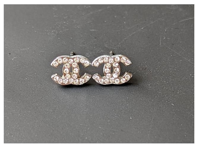 Chanel CC A14V Classic Timeless Logo Crystal SHW earrings Silvery Metal  ref.473305