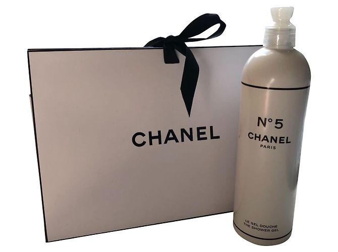 Chanel Werk N5 Weiß