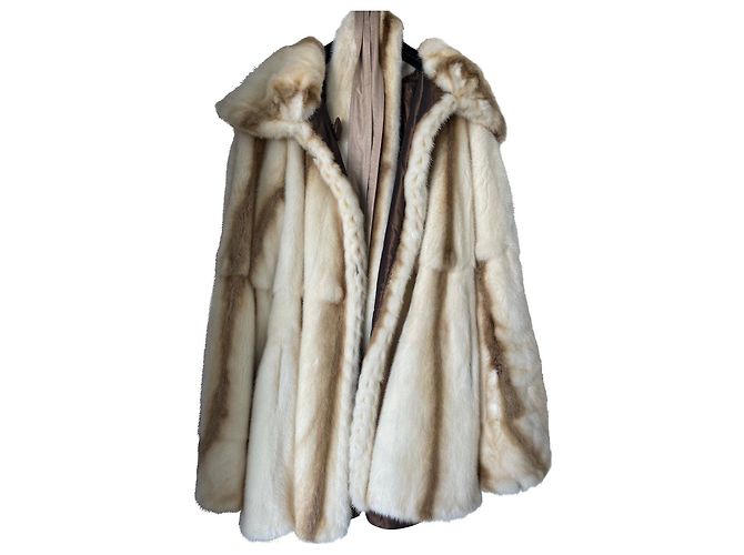 Fendi Pelzmantel Beige Creme Bronze Roh