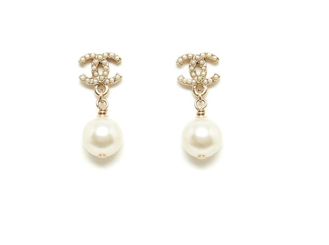 Chanel XS CC MICRO PEARLS AND PEARL Golden Metal  ref.479224