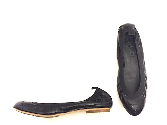 Chanel ballerinas in black stretch patent leather   ref.479582