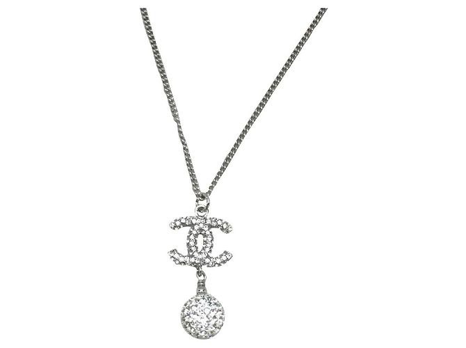 Collar CHANEL / Plata / Marca CC / Marca Coco / Bola de espejos