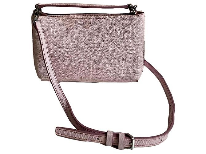 Bolsa MCM de couro rosa com alça superior