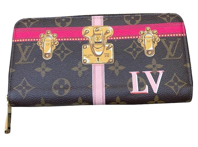 Zippy Rare collector's wallet summer trunks Louis Vuitton Brown