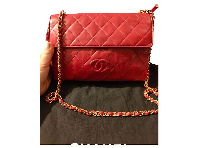 Bolsa de mão Chanel em tecido preto