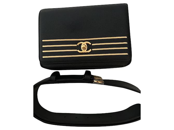 Chanel 19 Chanel Belt bag Black Leather  ref.485500