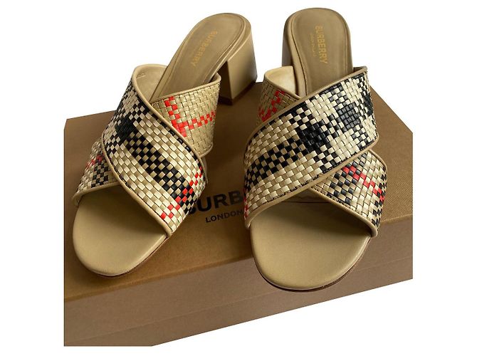 Burberry Mules Nero Beige Pelle