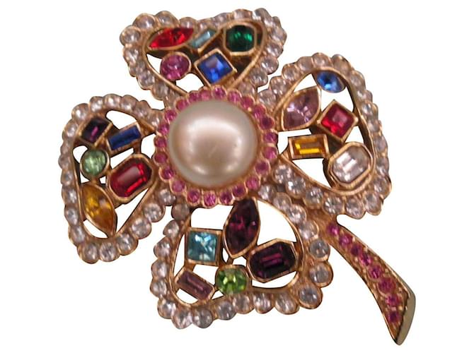 Autre Marque Pins & brooches Multiple colors Metal  ref.485808