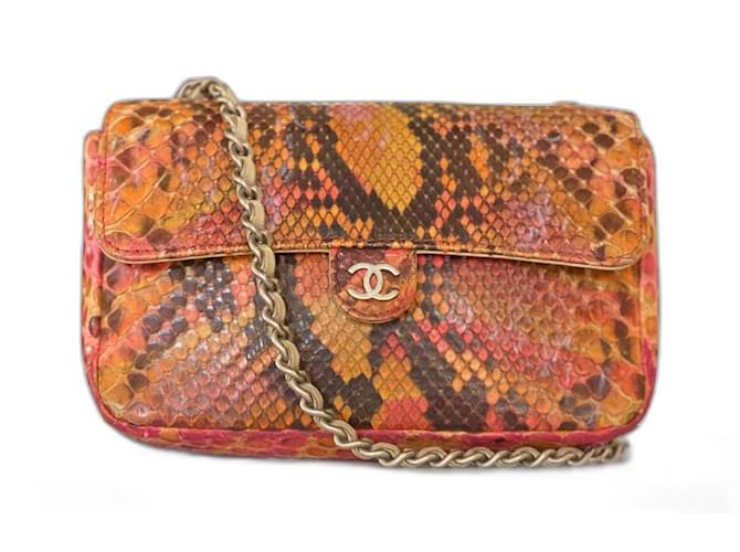 Timeless Chanel Extra-Mini-Tasche Mehrfarben Python  ref.486959
