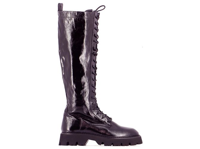 Minelli botas