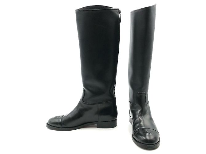 Chanel riding boots in black leather