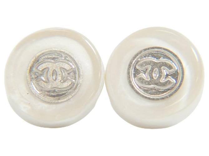 Chanel-Ohrring Weiß Kunststoff  ref.488804