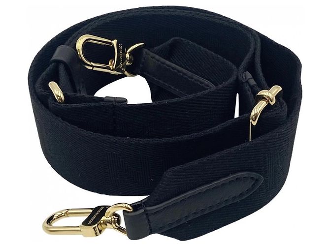 Nueva bandolera negra Louis Vuitton Coussin Negro