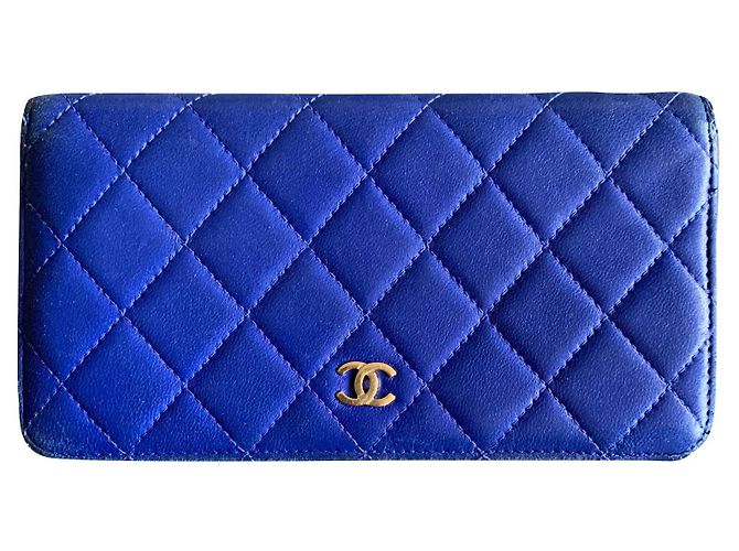 Chanel Carteira Classique atemporal Azul