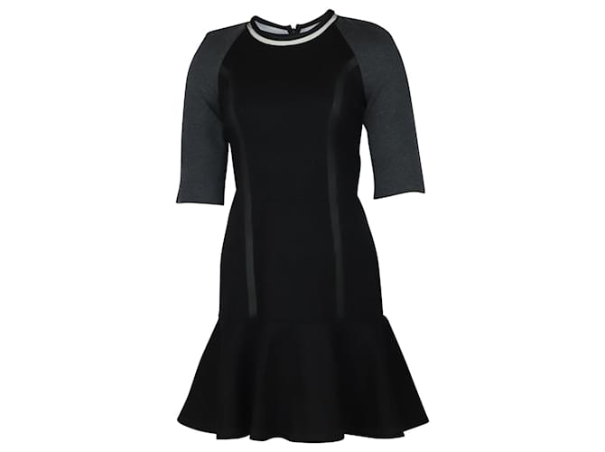 Fendi Mini Robe en Laine Noire  ref.490220