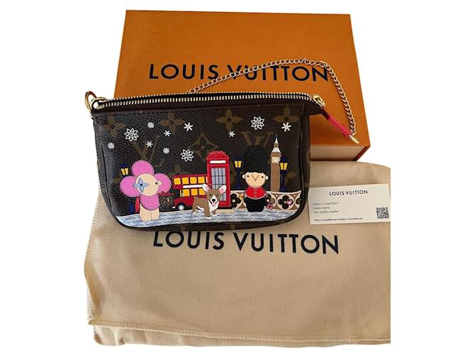 Louis Vuitton MINI POUCH ACCESSORIES Brown Cloth  ref.491325