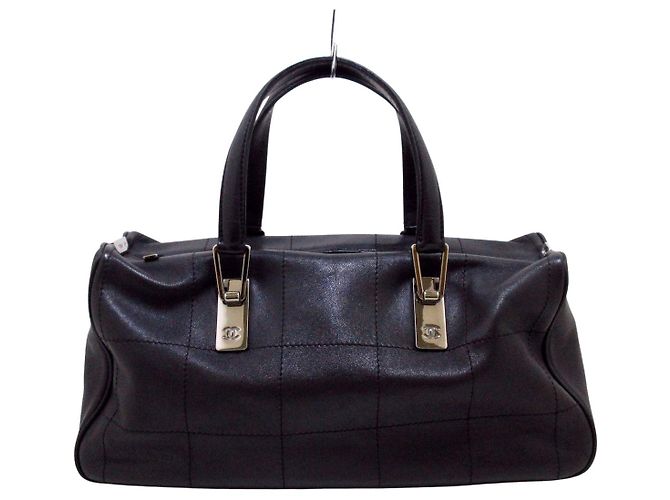 Barra de chocolate Chanel Preto