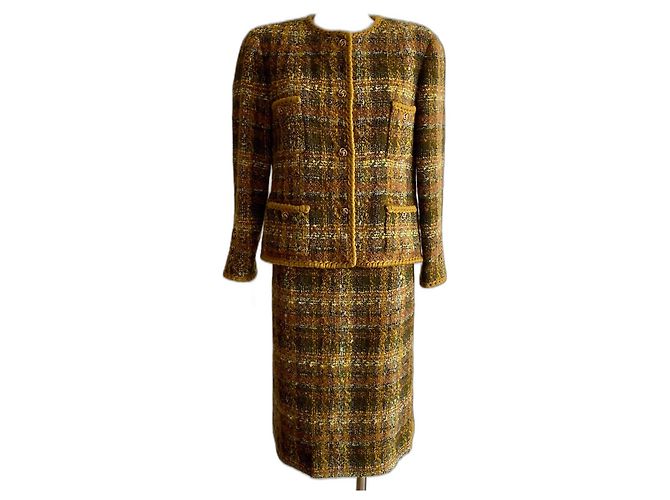 Tailleur Chanel Marrón claro Verde claro
