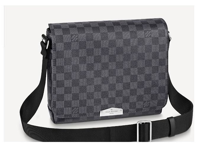 Louis Vuitton District PM Damier Graphite Sac Messager Gris Cuir