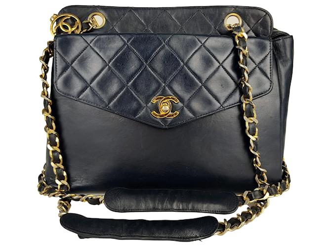 Chanel Timeless with lined chain 'years90 Blue Leather  ref.492276