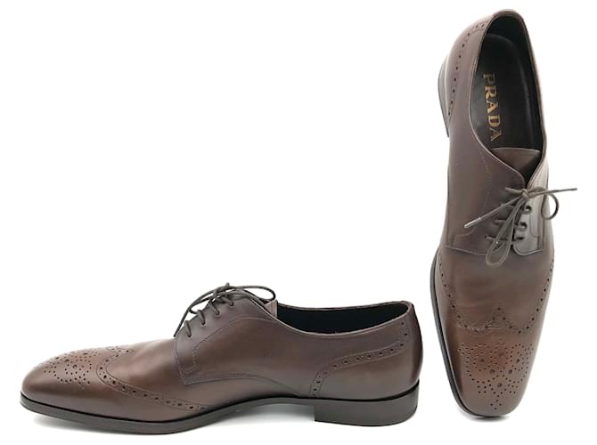 Zapatos brogue Prada Lunghe en cuero marrón Castaño  ref.493895