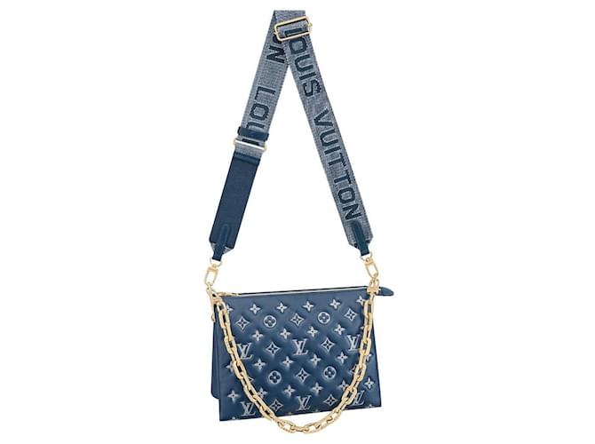 Louis Vuitton LV Coussin PM-Tasche aus Denim Blau Leder  ref.495893