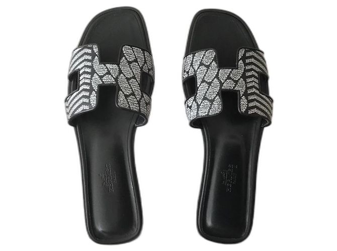 Hermès Oran Noir