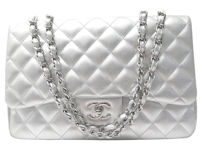 CHANEL TIMELESS JUMBO A HANDBAG58600 LARGE CLASSIC SILVER LEATHER PURSE Silvery  ref.496730