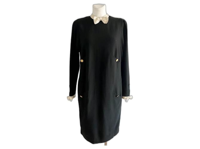 Chanel Kleid Schwarz Weiß Wolle  ref.496968