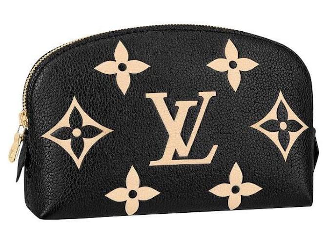 Louis Vuitton LV cosmetic pouch black leather  ref.498737