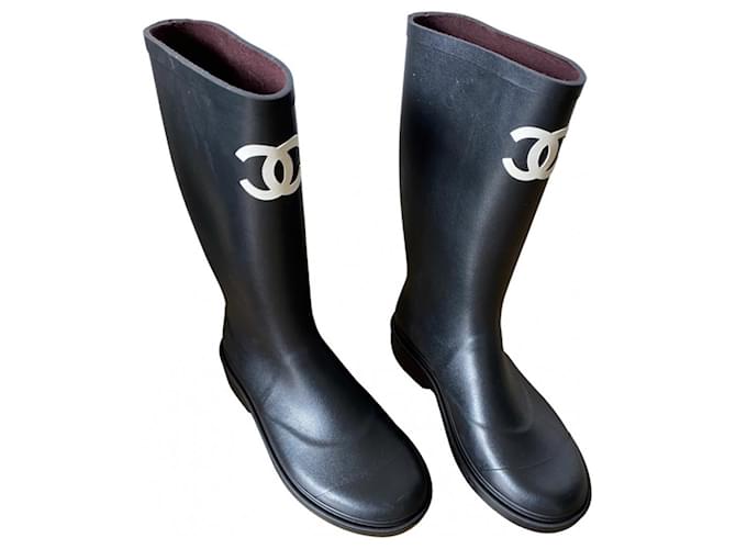 Chanel botas Negro Goma  ref.500060