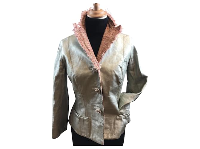 Louis VUITTON: talla de chaqueta 36 Coleccionista Dorado Cuero  ref.500116