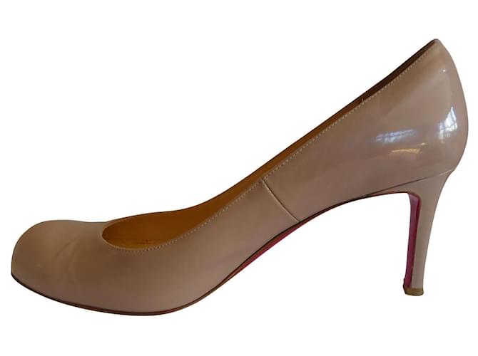 Christian Louboutin Heels Beige Patent leather  ref.500771