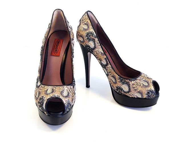 MISSONI multicolour classic platform peeptoe pumps! Multiple colors