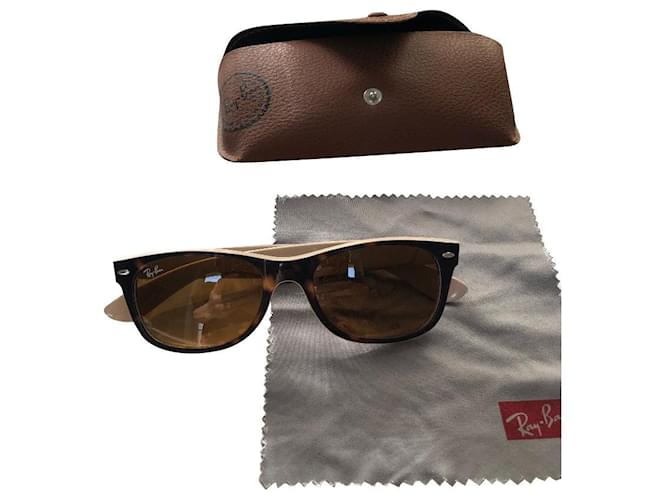 Ray-Ban Des lunettes de soleil Plastique Imprimé léopard  ref.500925