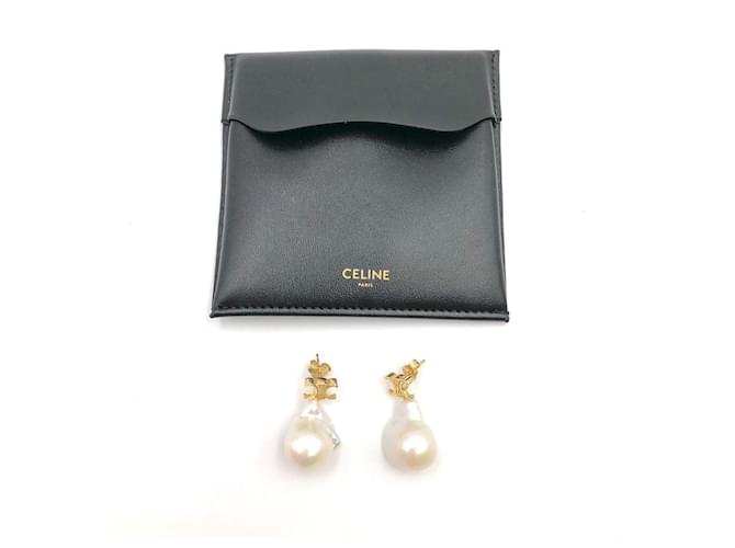 Orecchini Céline Baroque Maillon Triomphe in perla coltivata e borchia color oro Bianco  ref.501865