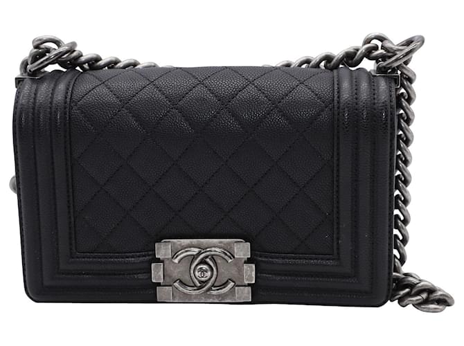 Chanel Small Boy Bag in Black calf leather Leather ref.504321 - Joli Closet